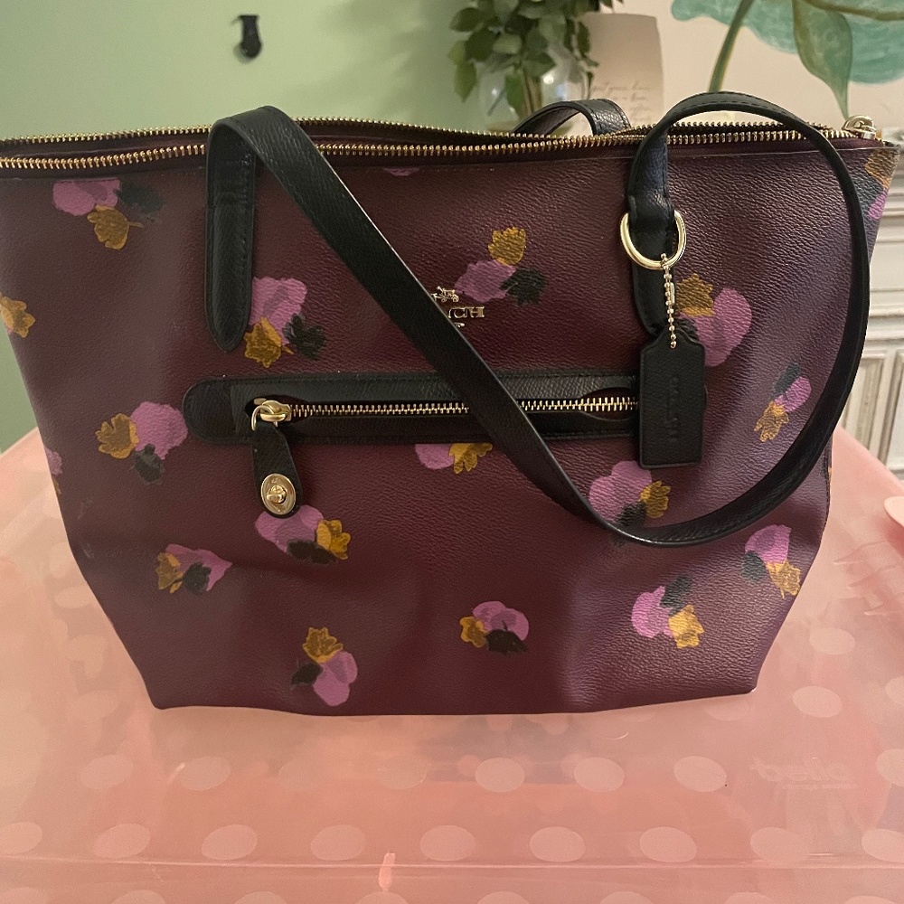 Coach tote